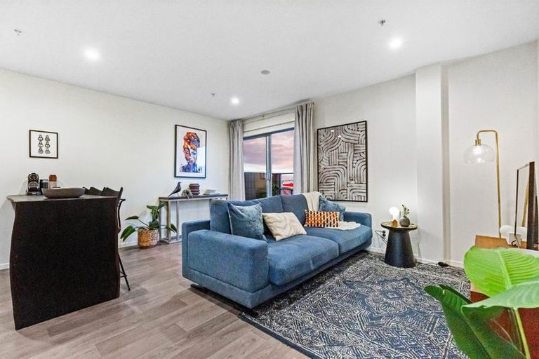 Photo of property in 203/160a Hobsonville Point Road, Hobsonville, Auckland, 0616