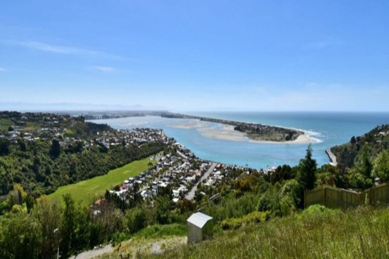 Photo of property in 28 Galilee Lane, Moncks Bay, Christchurch, 8081