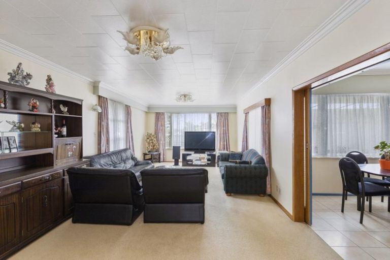 Photo of property in 983 High Street, Avalon, Lower Hutt, 5011