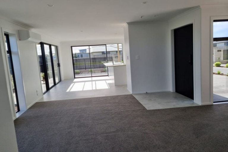 Photo of property in 27 Rehua Way, Papamoa, 3118