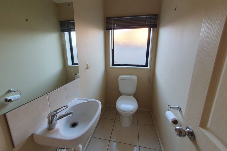 Photo of property in 14 Shankill Place, East Tamaki, Auckland, 2013