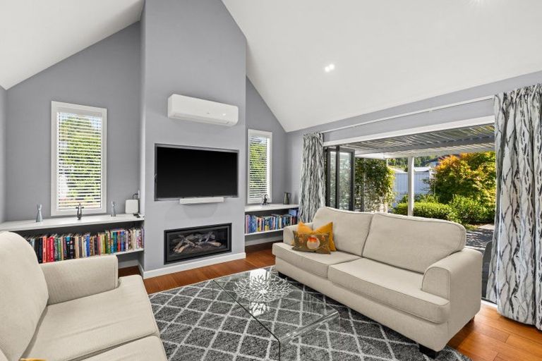 Photo of property in 12 Moorhouse Street, Taradale, Napier, 4112
