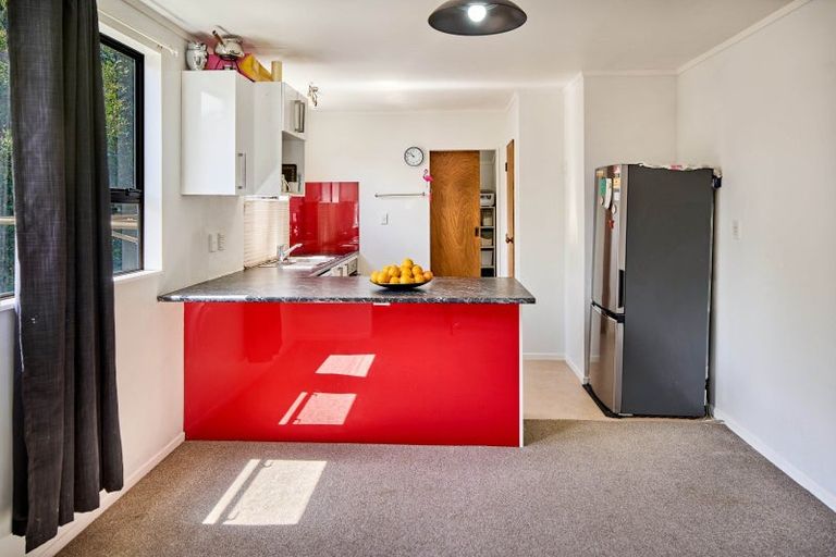 Photo of property in 16a Trafalgar Street, Johnsonville, Wellington, 6037