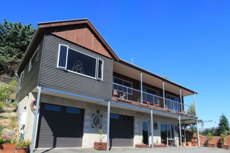 Photo of property in 22a Sutherland Road, Omarama, 9412