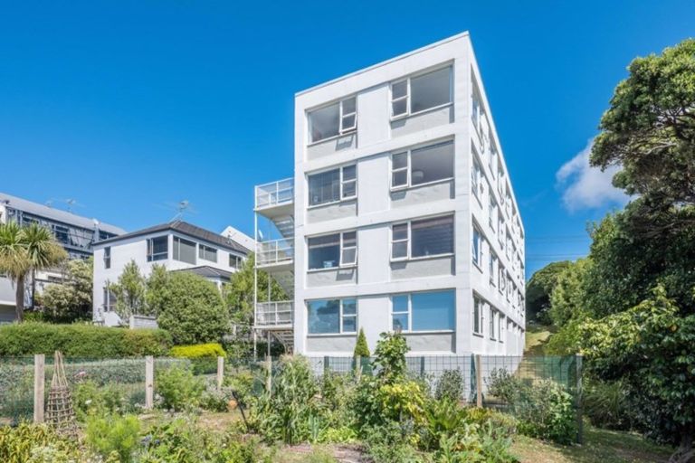 Photo of property in 83 Washington Avenue, Brooklyn, Wellington, 6021