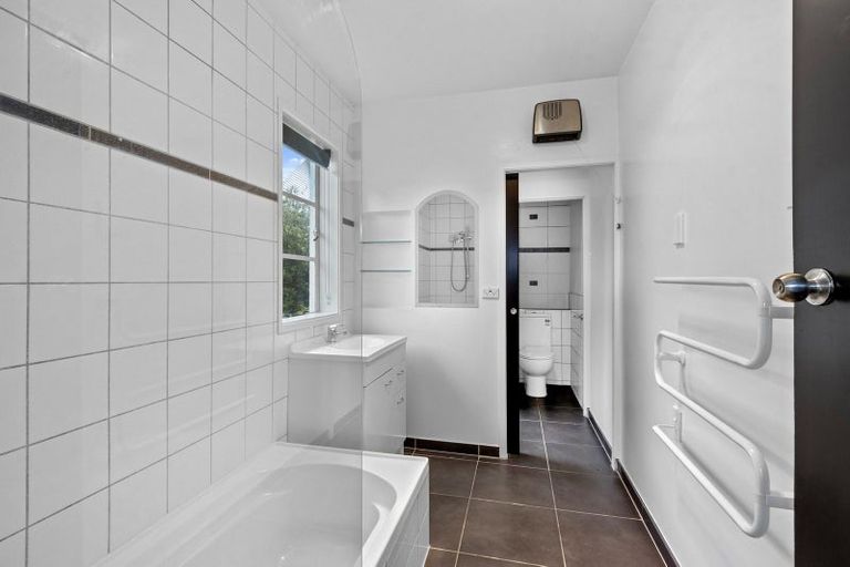 Photo of property in 137 Saint Albans Street, St Albans, Christchurch, 8014