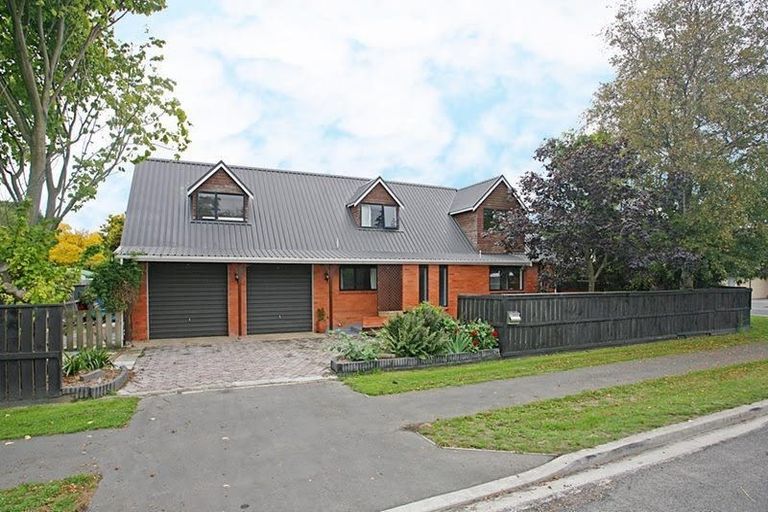 Photo of property in 25 Taumutu Road, Southbridge, 7602