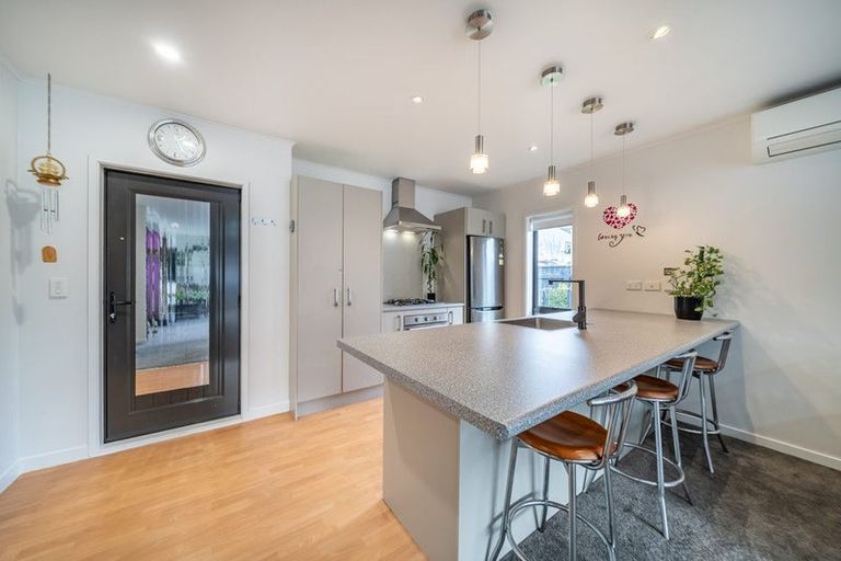 Photo of property in 7 Diamond Grove, Brown Owl, Upper Hutt, 5018