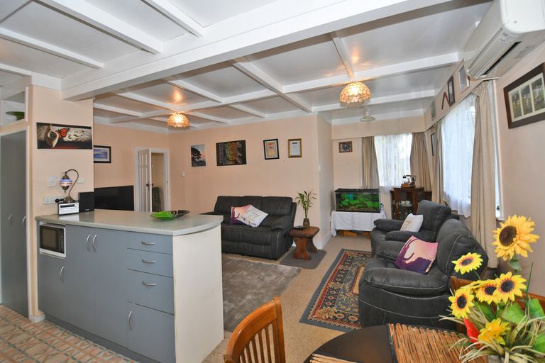 Photo of property in 75 Rodney Street, Wellsford, 0900