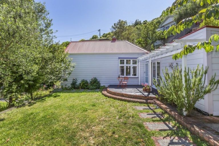 Photo of property in 32 Lawrence Street, Newtown, Wellington, 6021