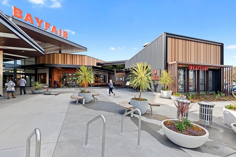 Photo of property in 73 Denny Hulme Drive, Mount Maunganui, 3116