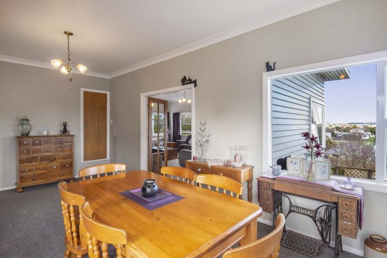 Photo of property in 24 Read Street, Levin, 5510