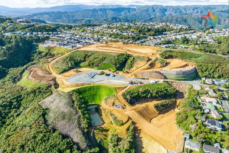 Photo of property in 8 Kairaumati Crescent, Kelson, Lower Hutt, 5010