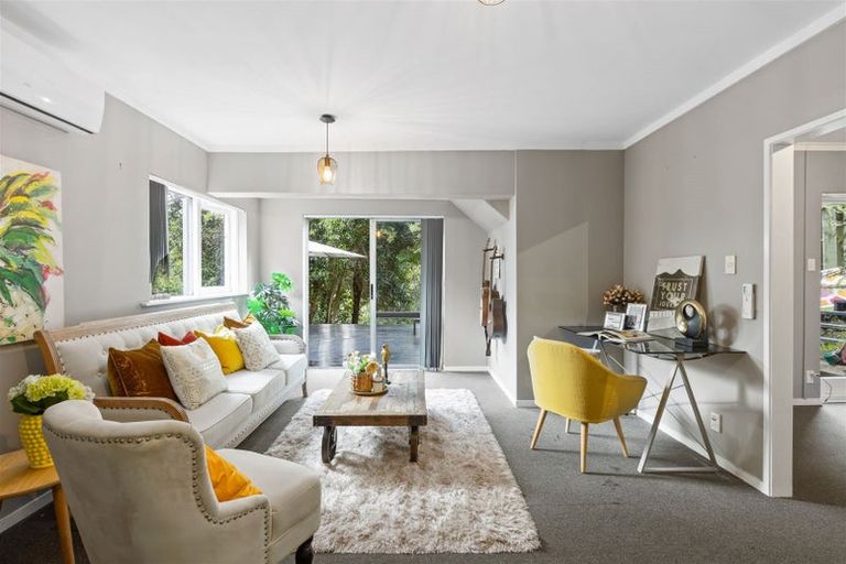 Photo of property in 2/36 Greendale Spur, Glenfield, Auckland, 0629