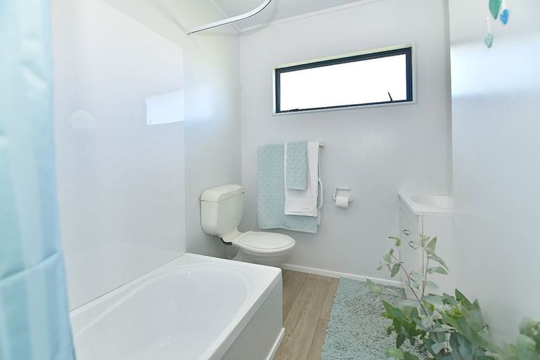 Photo of property in 5 Ellenbury Place, Stanmore Bay, Whangaparaoa, 0932