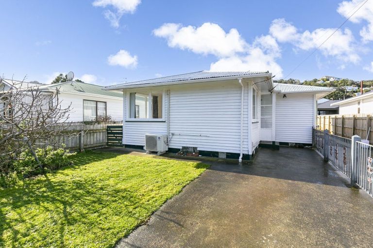 Photo of property in 26b Weka Street, Miramar, Wellington, 6022