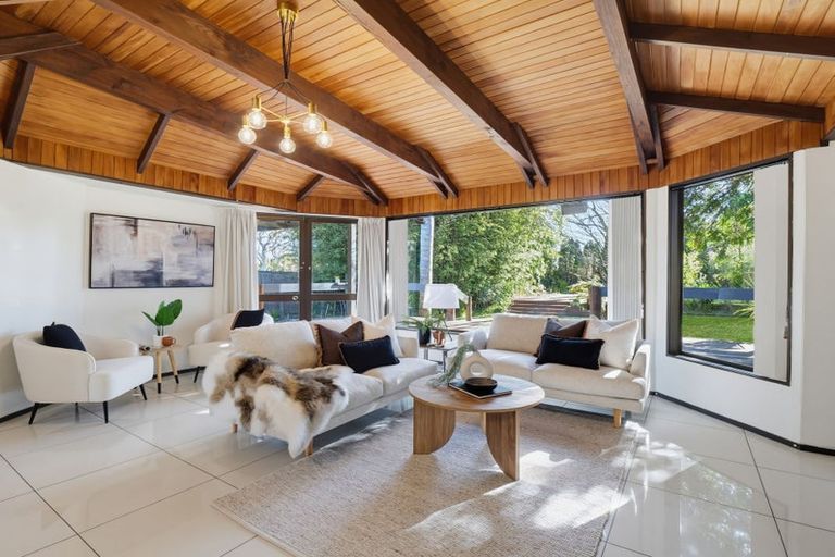 Photo of property in 1 Maxwells Line, Awapuni, Palmerston North, 4412
