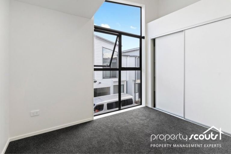 Photo of property in 14 Rangimarie Close, Opaheke, Papakura, 2113