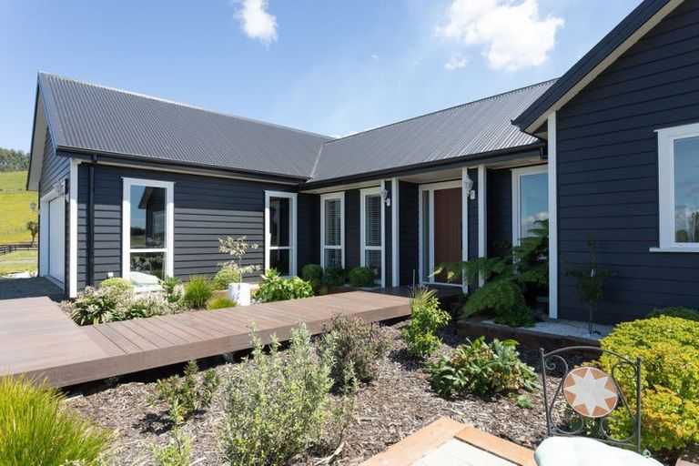 Photo of property in 143b Smith Road, Dannevirke, 4978