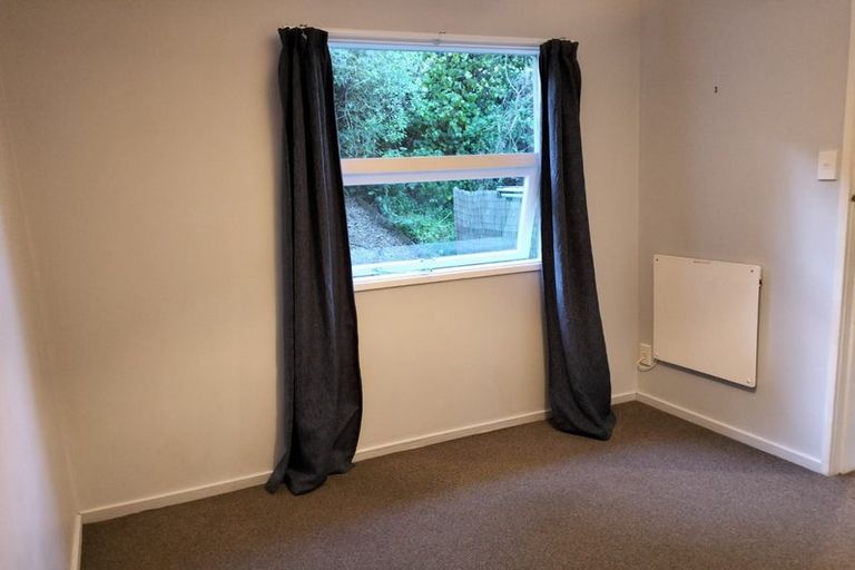 Photo of property in 7/23 Collins Avenue, Tawa, Wellington, 5028