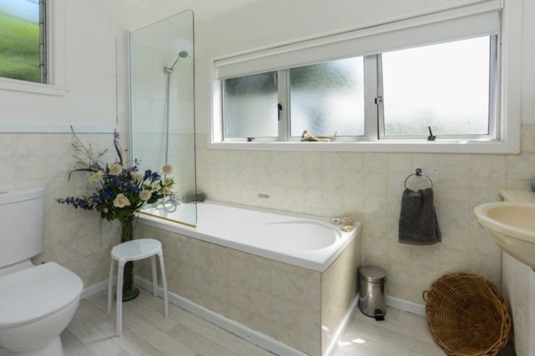 Photo of property in 31 Rogers Road, Bay View, Napier, 4104