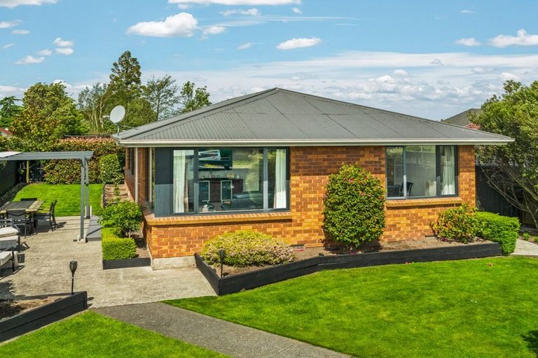 Photo of property in 780 Main North Road, Belfast, Christchurch, 8051