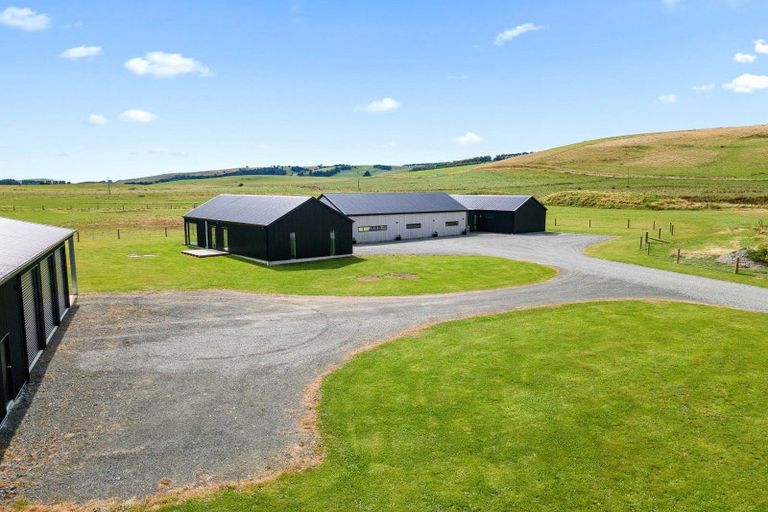 Photo of property in 299 Deans Road, Winton, 9782