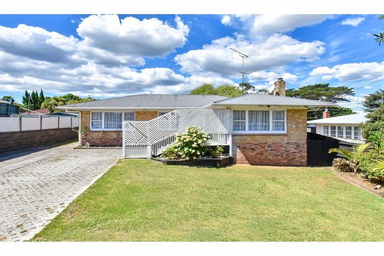 Photo of property in 45 Christmas Road, Manurewa, Auckland, 2102