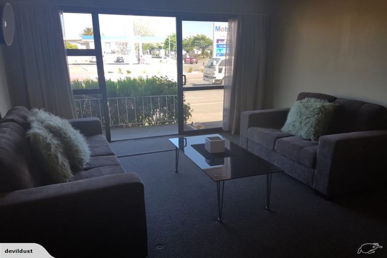 Photo of property in 418 Barbadoes Street, Christchurch Central, Christchurch, 8013