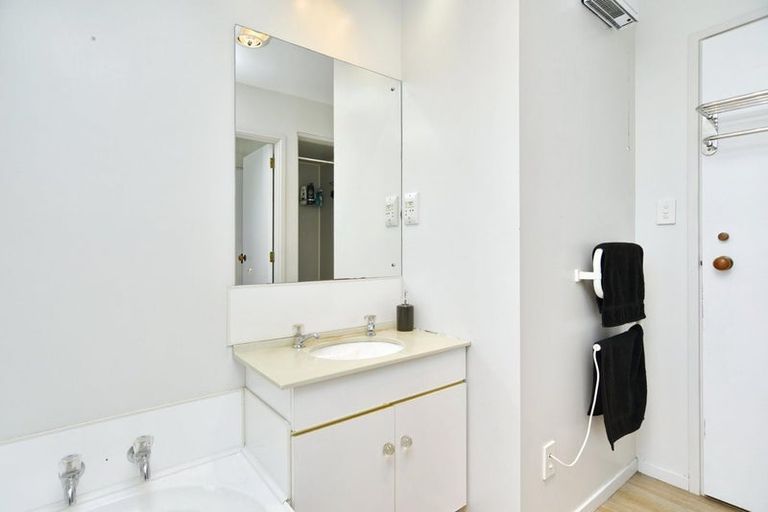 Photo of property in 6 Heriott Close, Burwood, Christchurch, 8083