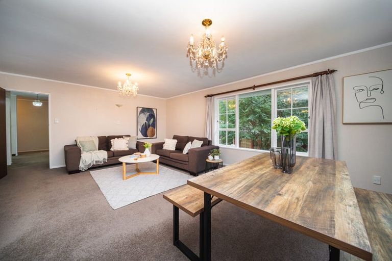 Photo of property in 12 Newnham Court, Tawa, Wellington, 5028