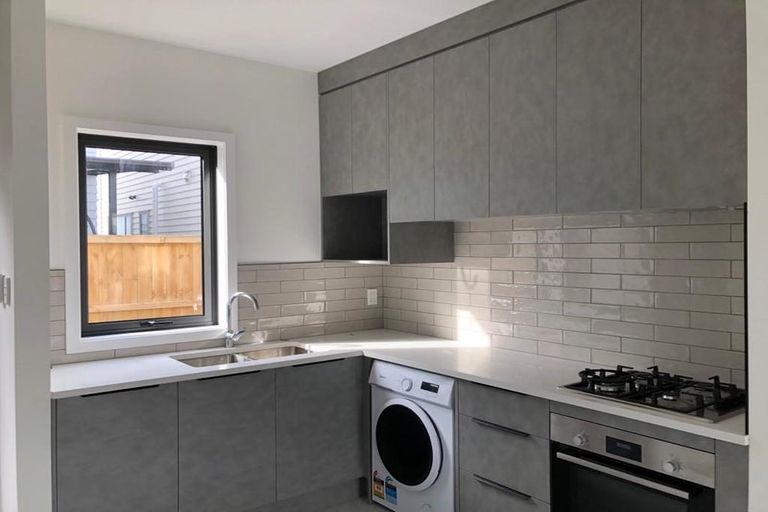 Photo of property in 18 Bei Road, Papakura, 2110