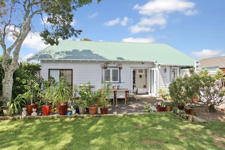 Photo of property in 18a Helvetia Road, Pukekohe, 2120