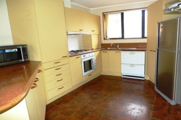 Photo of property in 27 Bathgate Street, Johnsonville, Wellington, 6037