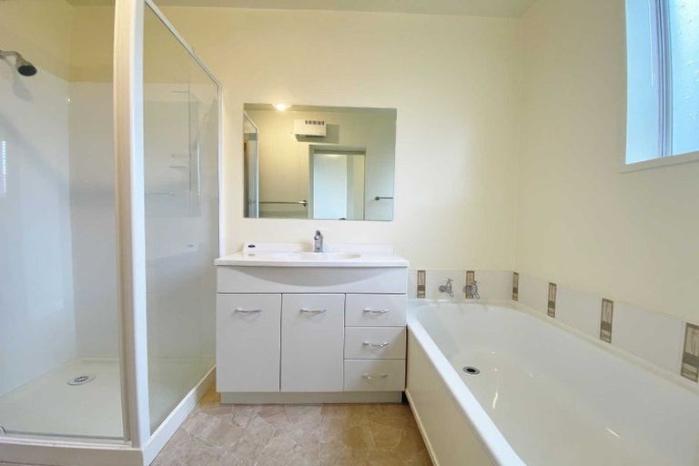 Photo of property in 2/20a Mcbratneys Road, Dallington, Christchurch, 8061