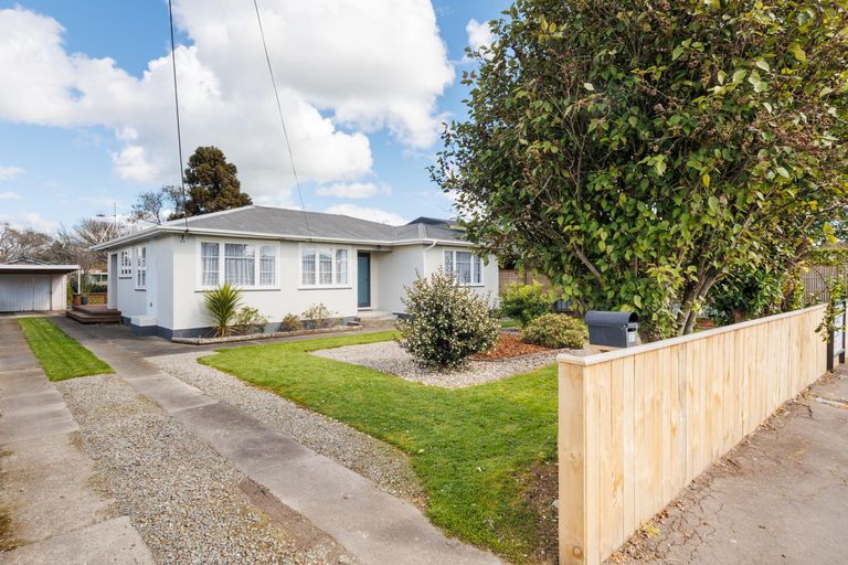 Photo of property in 37 Mangahao Road, Pahiatua, 4910
