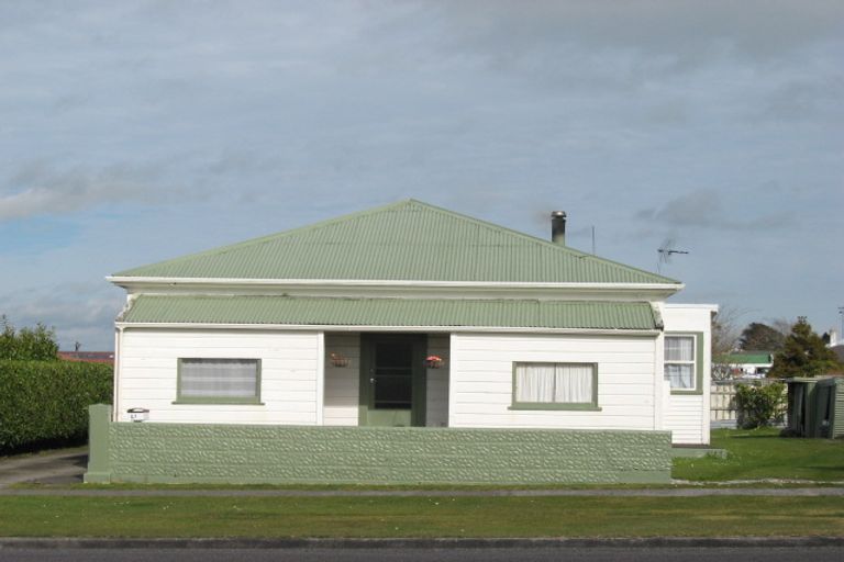 Photo of property in 13 Seyton Street, Stratford, 4332