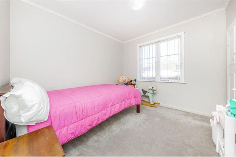 Photo of property in 37 Puriri Road, Manurewa, Auckland, 2102