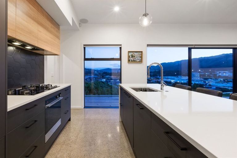 Photo of property in 20 Omaka Place, Aotea, Porirua, 5024