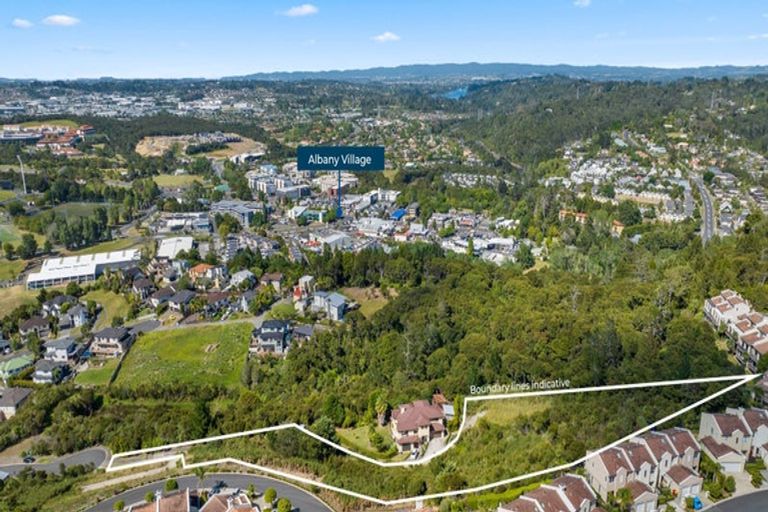 Photo of property in 27 Living Stream Road, Albany Heights, Auckland, 0632