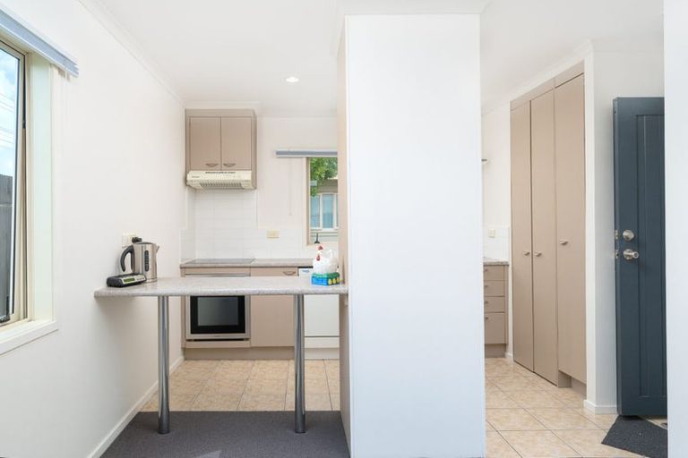 Photo of property in 1/51 Henderson Valley Road, Henderson, Auckland, 0612