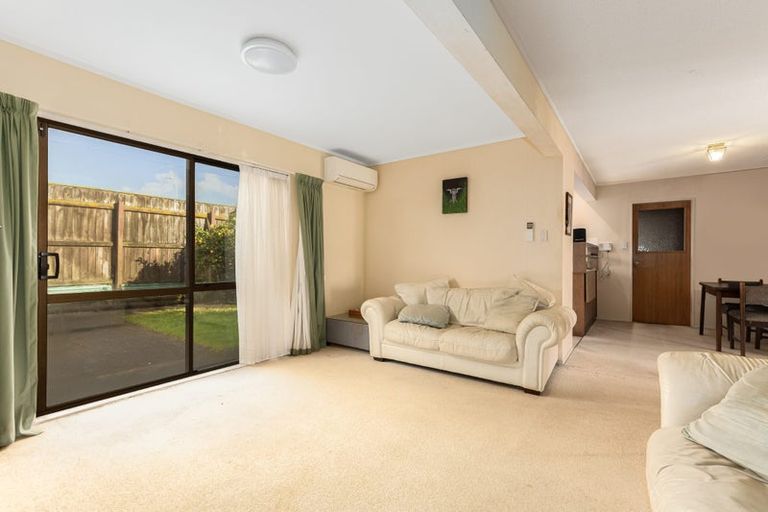 Photo of property in 6/49 Mana Esplanade, Paremata, Porirua, 5026