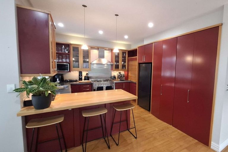 Photo of property in 38 Puriri Street, Riccarton, Christchurch, 8041