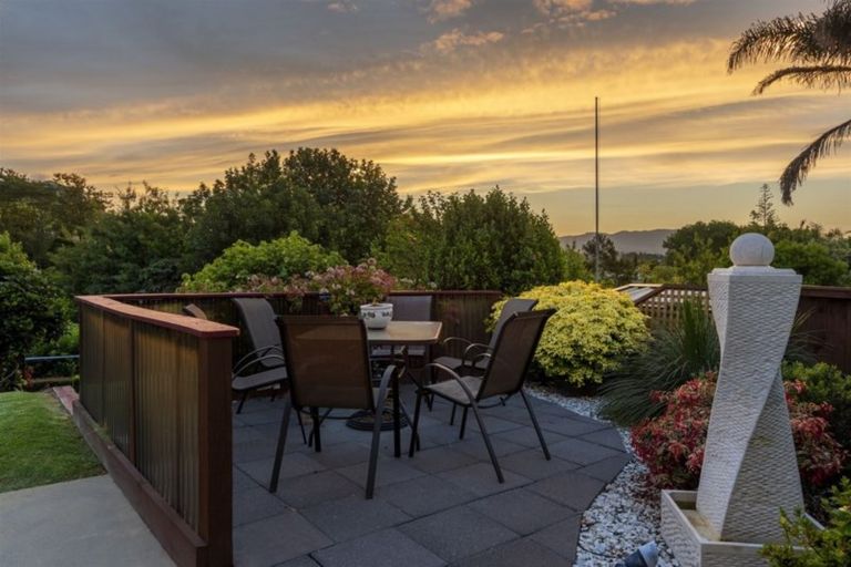 Photo of property in 7 Olive Close, Omokoroa, 3114