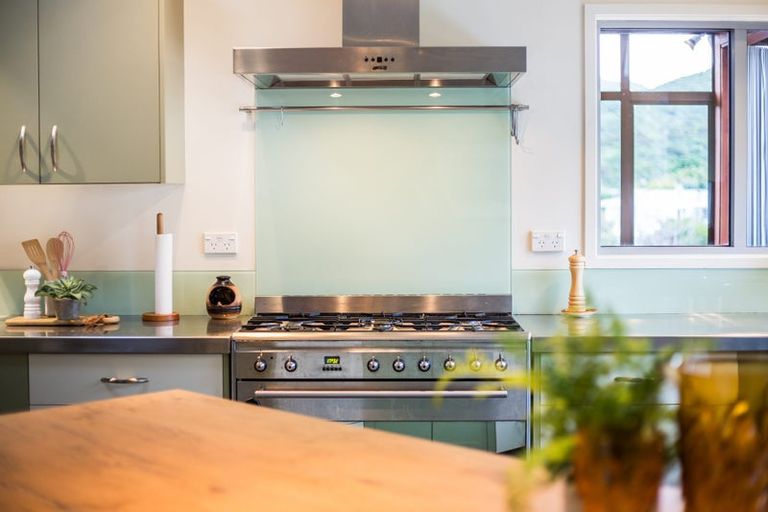 Photo of property in 3 Vista Grove, Kelson, Lower Hutt, 5010