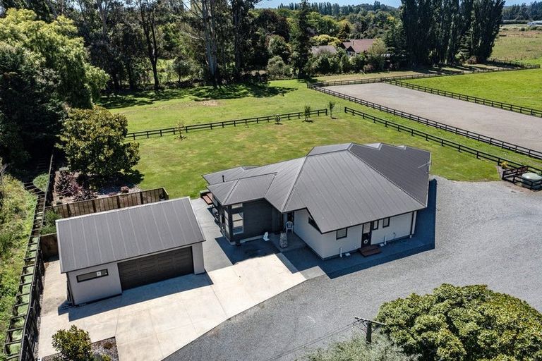 Photo of property in 33 Langes Road, Marshland, Christchurch, 8051