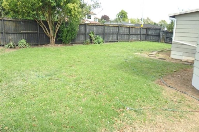 Photo of property in 2/182 Shirley Road, Papatoetoe, Auckland, 2025