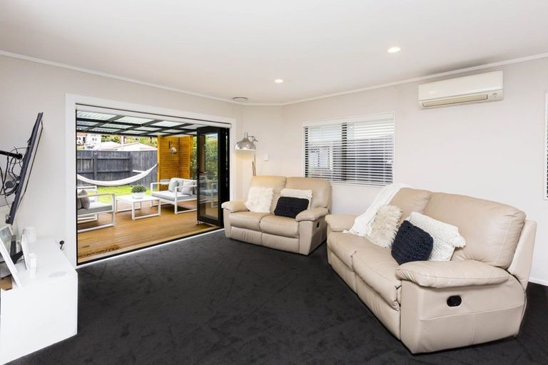 Photo of property in 5 Gloucester Street, Silverstream, Upper Hutt, 5019