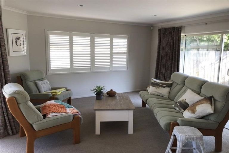 Photo of property in 189a Centreway Road, Orewa, 0931