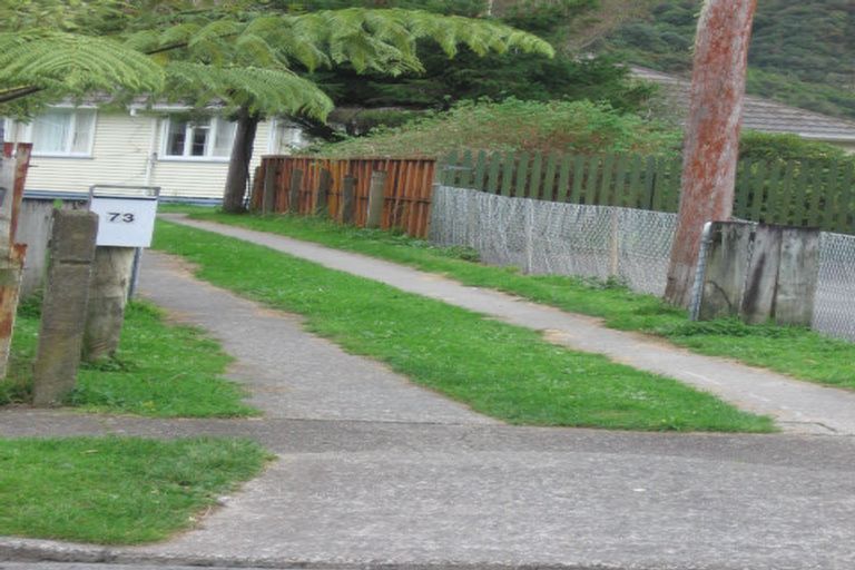 Photo of property in 73 Compton Crescent, Taita, Lower Hutt, 5011